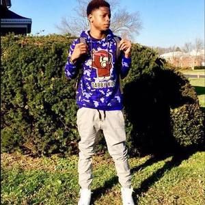 Meet your Posher, Robert