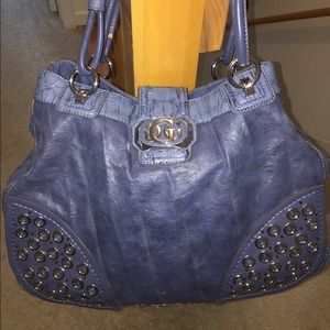 GUESS Shoulder Bag!!!