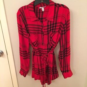 Liz Lange Red Plaid Maternity Top