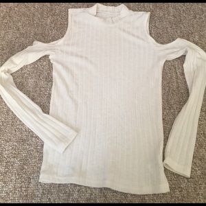 American Eagle cutout shirt