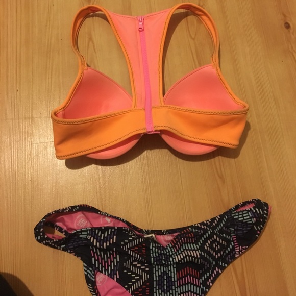 VICTORIA SECRET/PINK BATHING SUIT - Picture 4 of 4