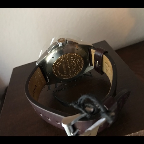 Filson Journeyman GMT Watch 44mm - Cream Dial - Picture 4 of 7