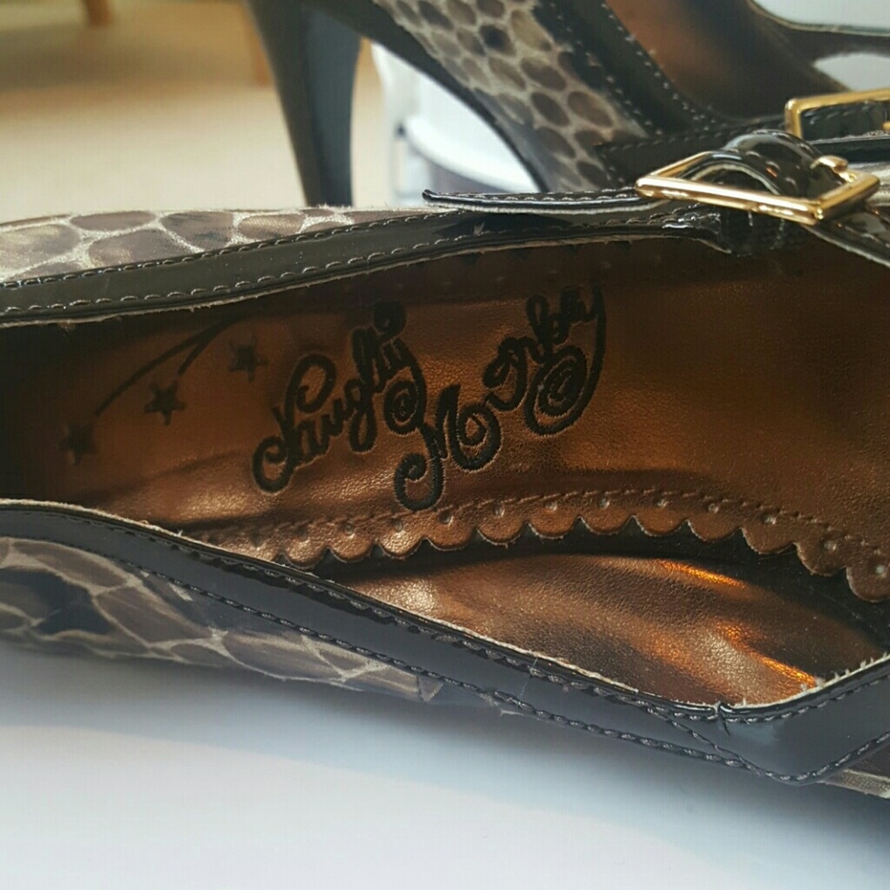 Naughty Monkey Heels - image 3
