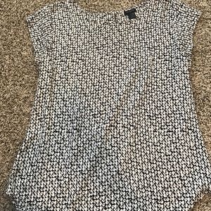 Black and white circle pattern blouse