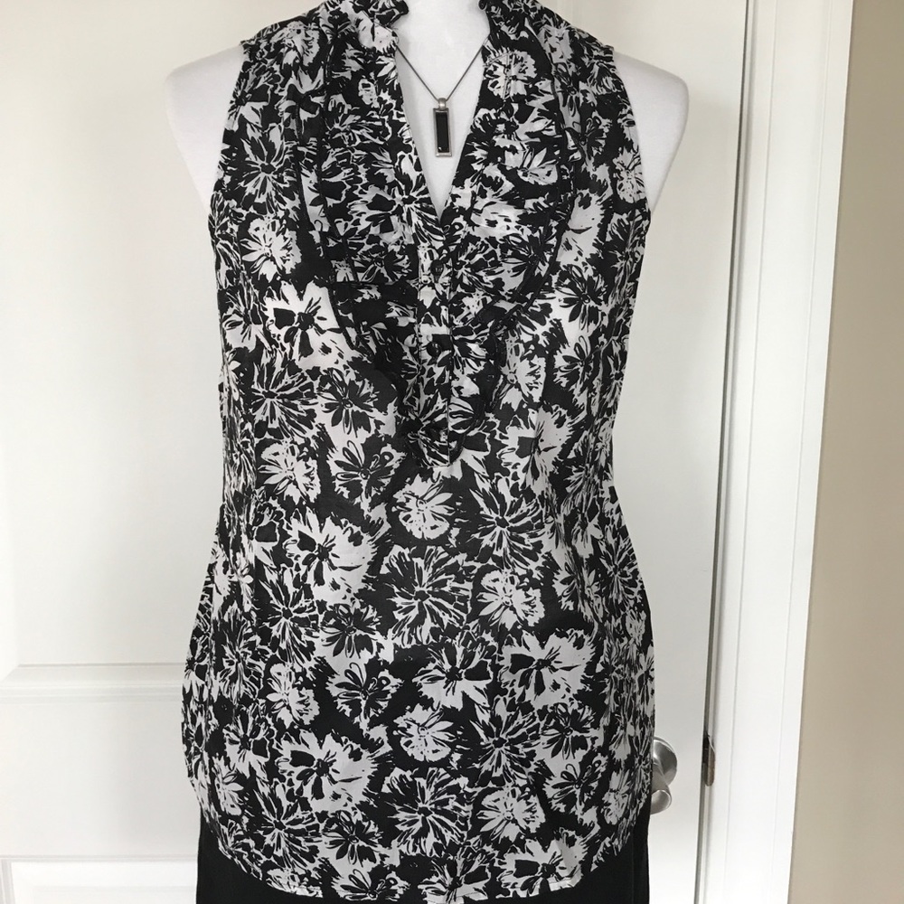 LOFT Floral ruffle-neck blouse, Small