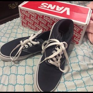 VANS- navy atwood