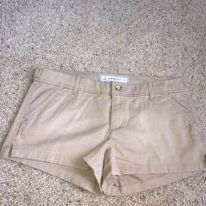 Abercrombie & Fitch brown shorts