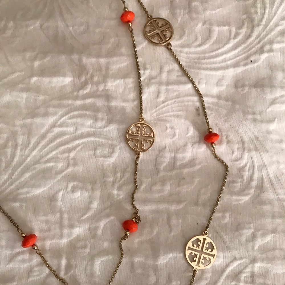 Beautiful neckle