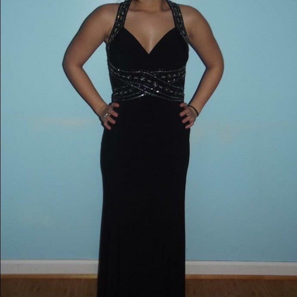 Prom dress - Picture 2 of 2