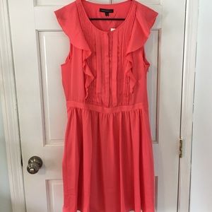 Perfect spring dress, with pockets!