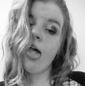 Meet your Posher, Chelsey