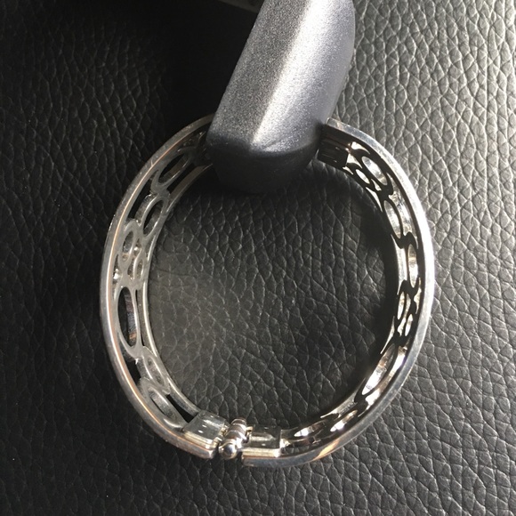 Bracelet - Picture 3 of 3