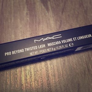 MAC Pro Twisted Lash Mascara