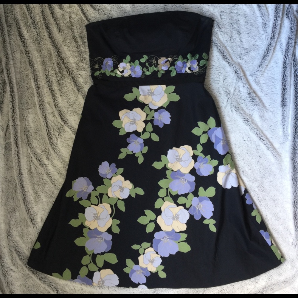 Cute little strapless Loft dress, cute for Easter!