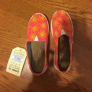 Youth classics. Orange daisy.