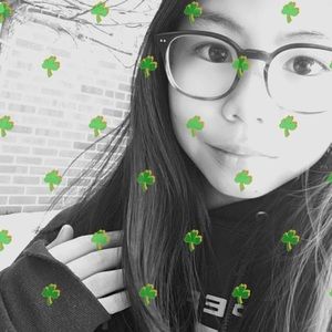 Meet your Posher, Grace