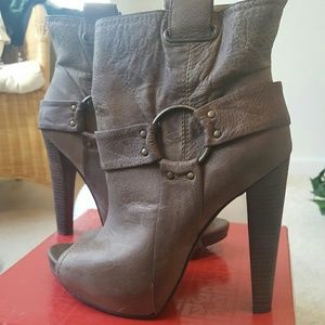 Jessica Simpson 6 inch booties