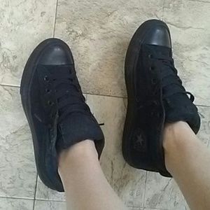 Barely used fluffy converse