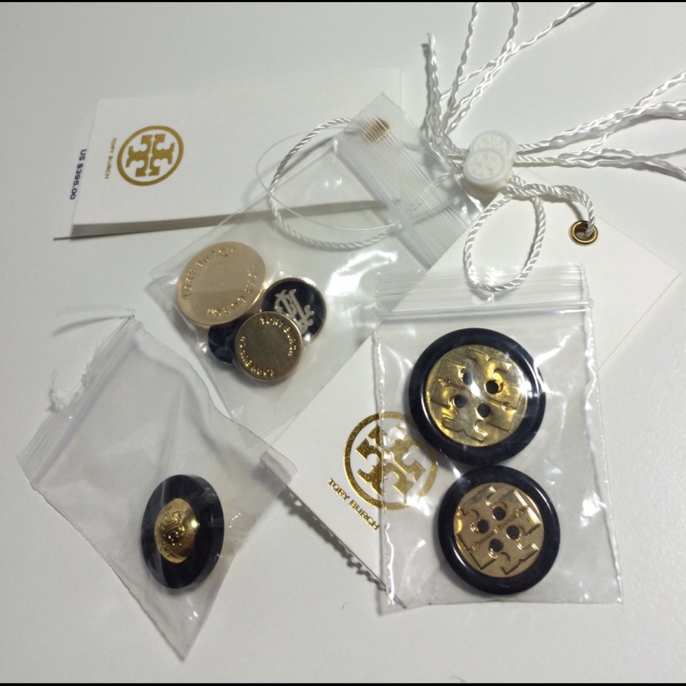 Tory Burch buttons