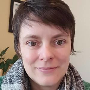 Meet your Posher, April