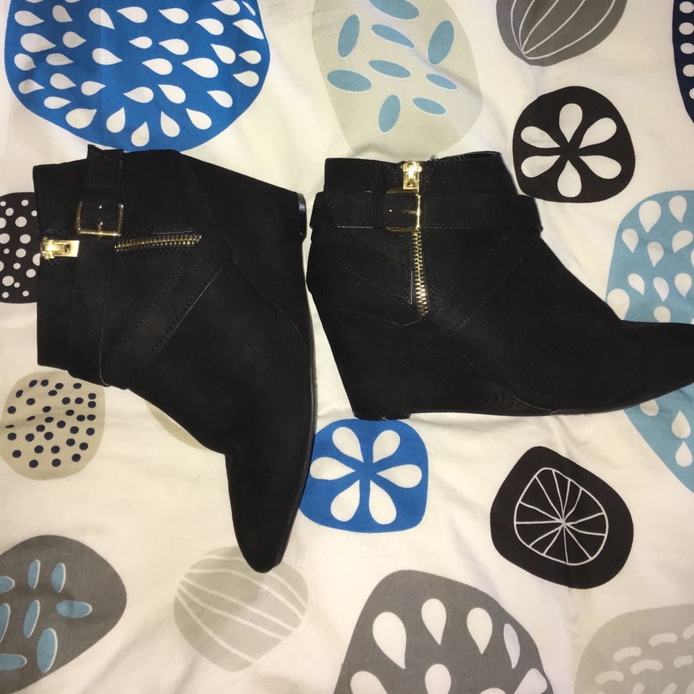 Ladies "Denise" wedge ankle booties
