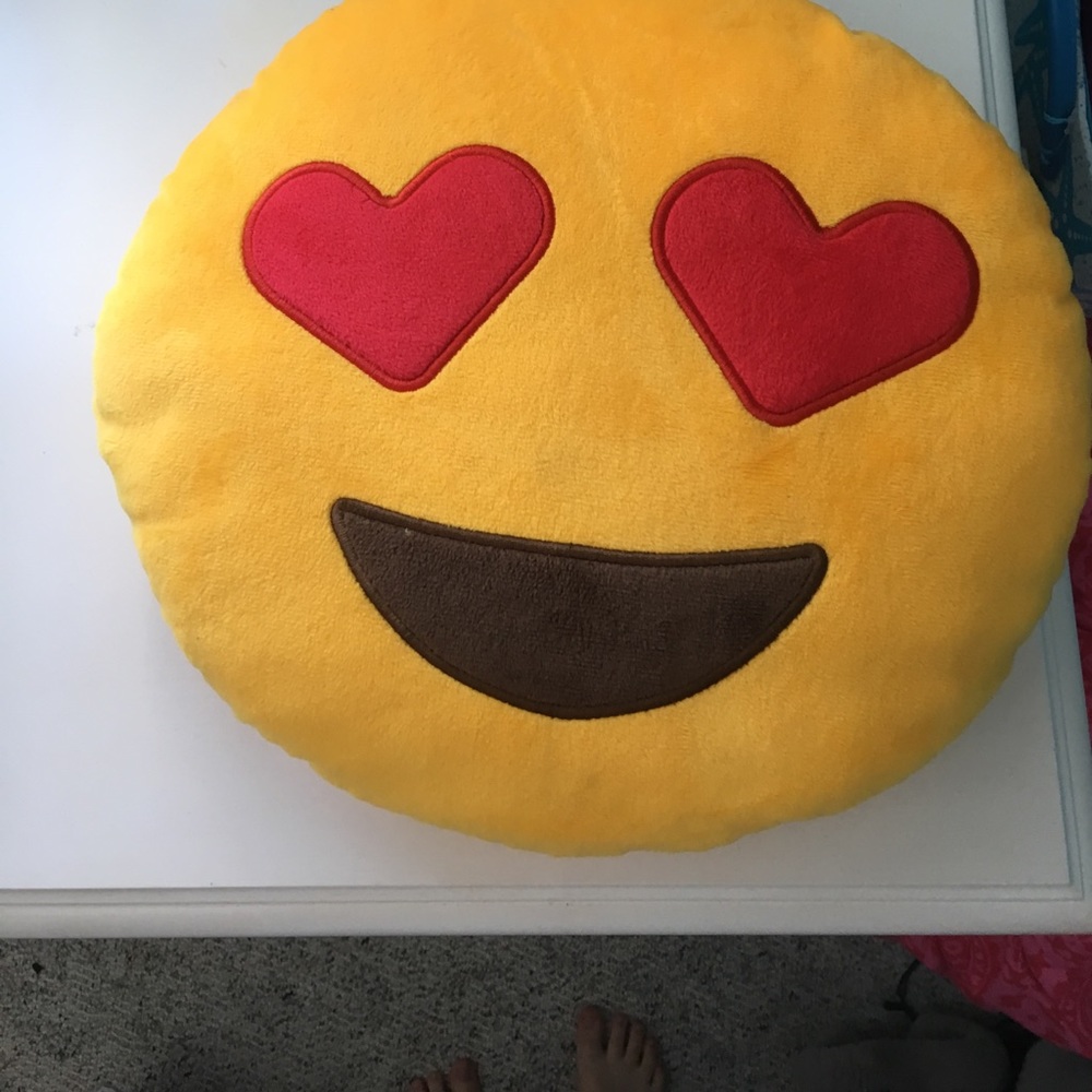 Emoji pillow!!