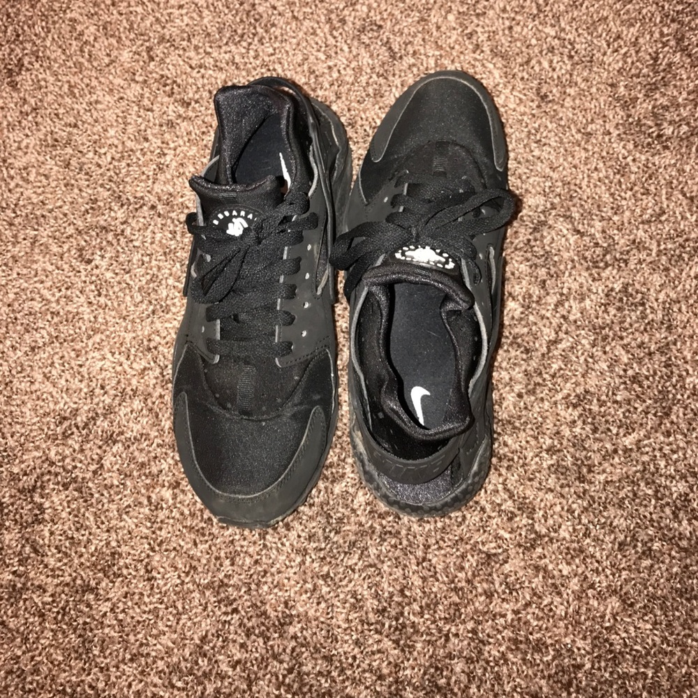 Authentic Nike huaraches