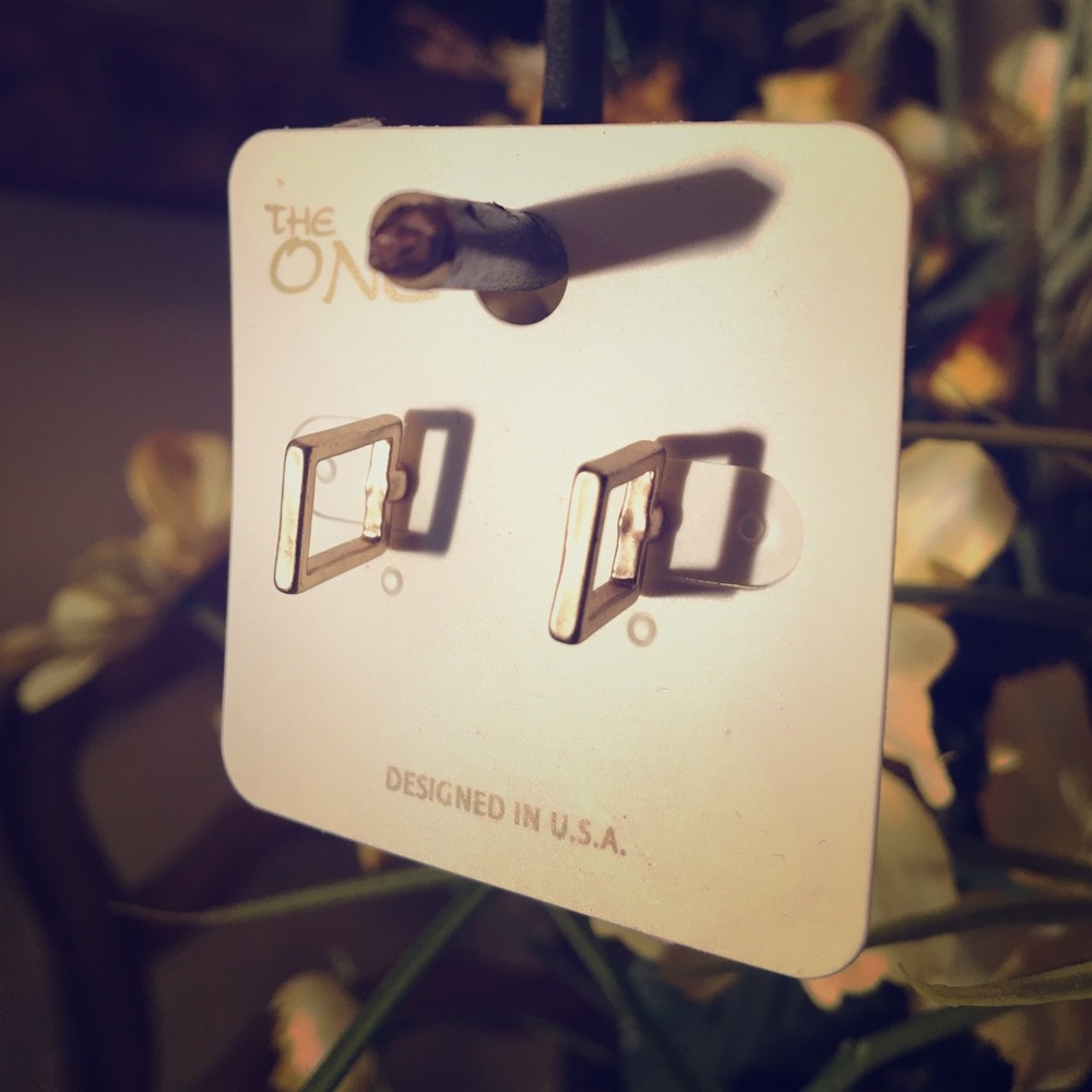 Gold square post earrings