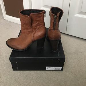 Steven by Steve Madden Earla Bootie sz 9