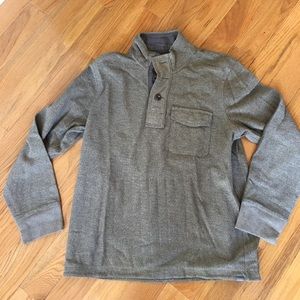 Men's Eddie Bauer shirt/sweater