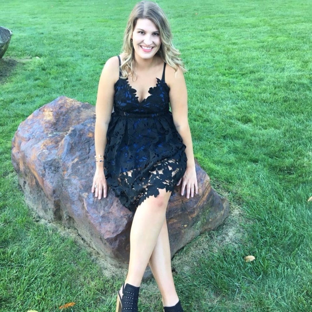 Meet your Posher, Lauren