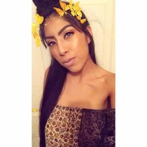 Meet your Posher, Mayra