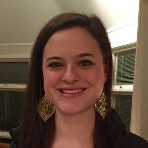 Meet your Posher, Yoni