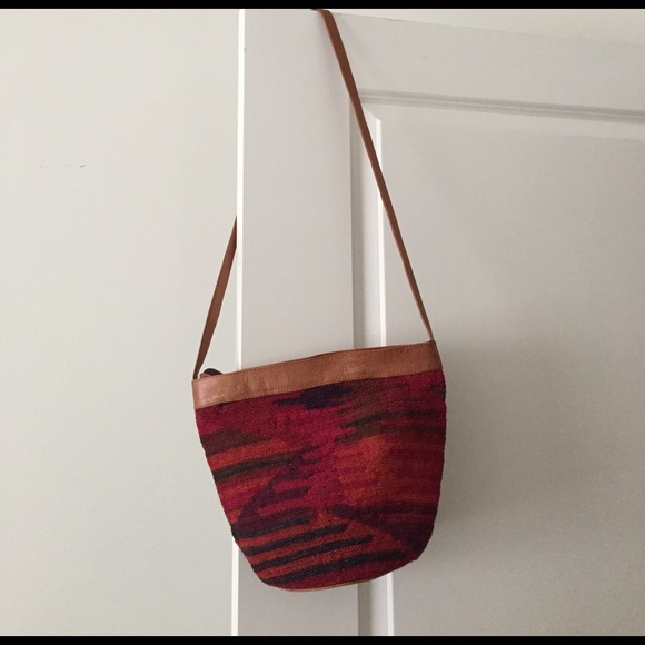 Handbags - 🌵SALE🌵Turkish Woven Bucket Bag