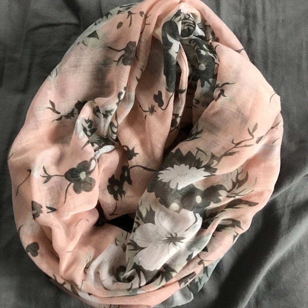 Scarf Bundle - image 8