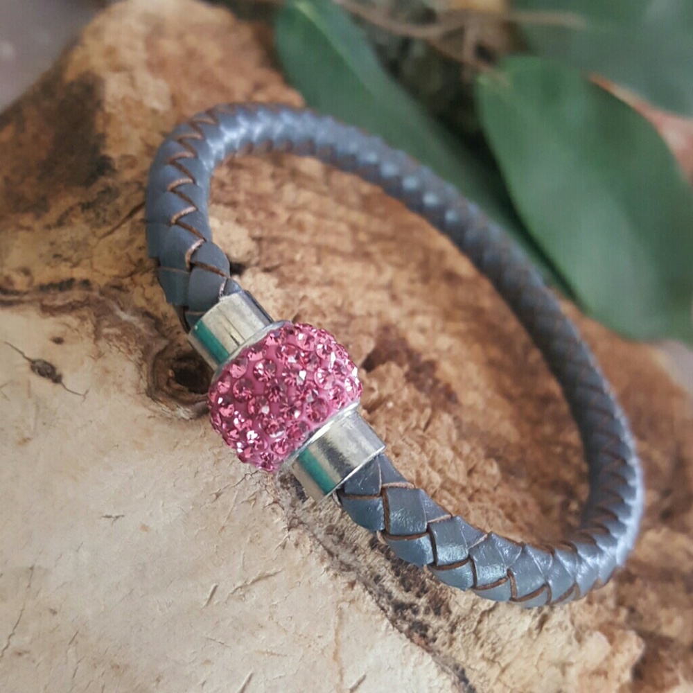 Cz pave roseberry leather  magnetic bracelet nwt