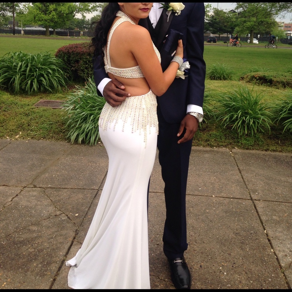 Prom Dress - Picture 3 of 5