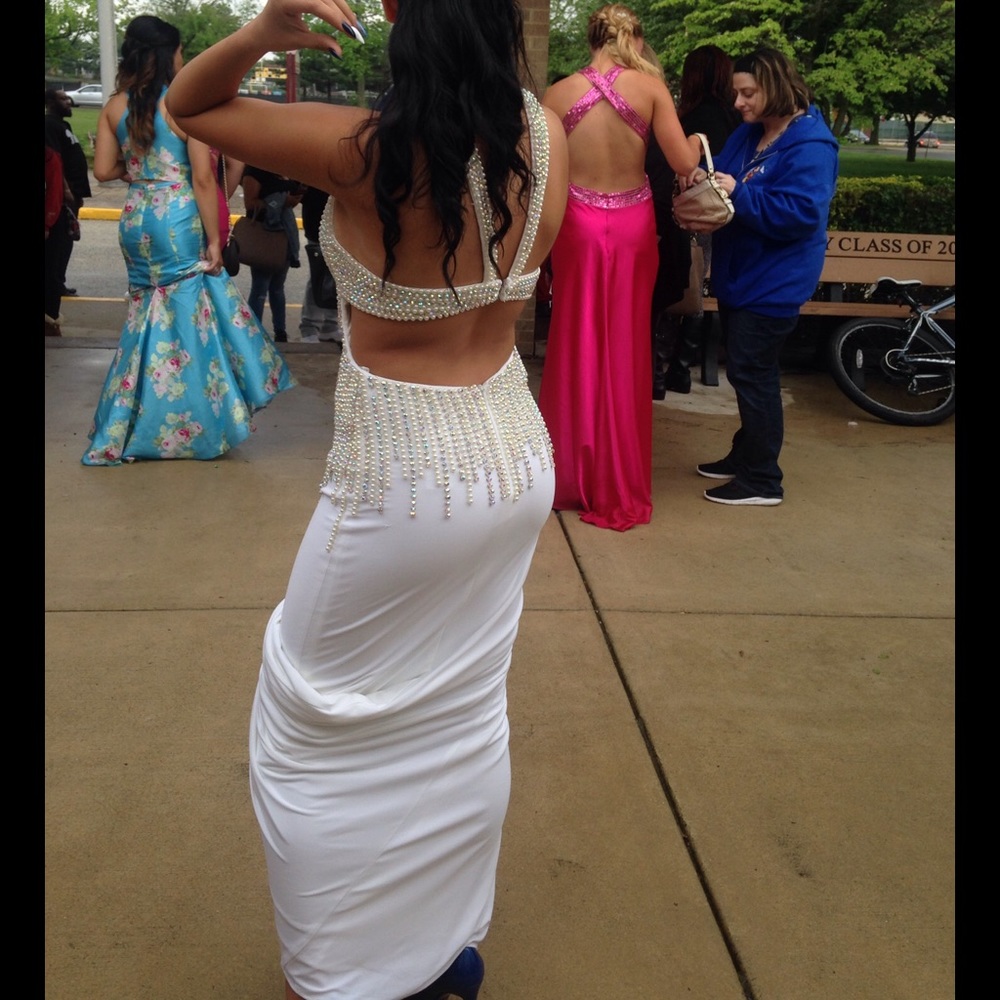 Prom Dress - Picture 4 of 5