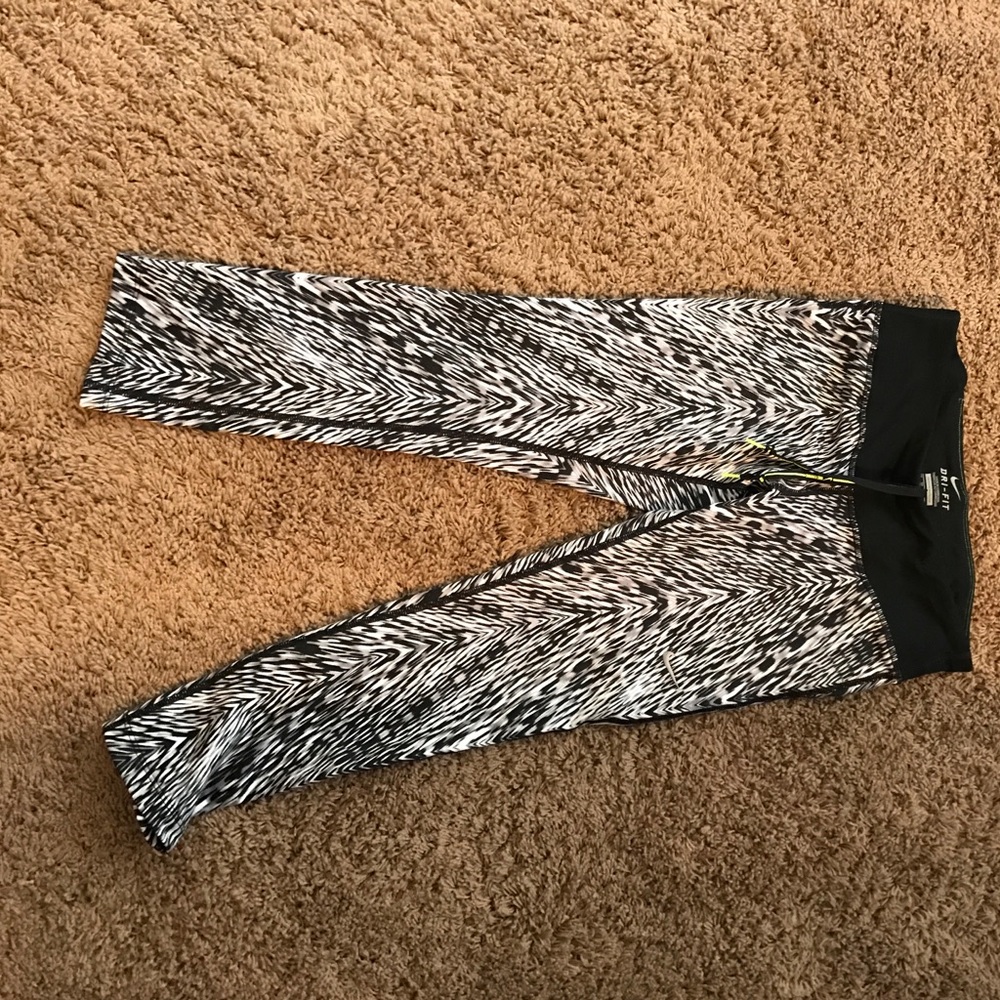 Nike Dri Fit workout pants xs
