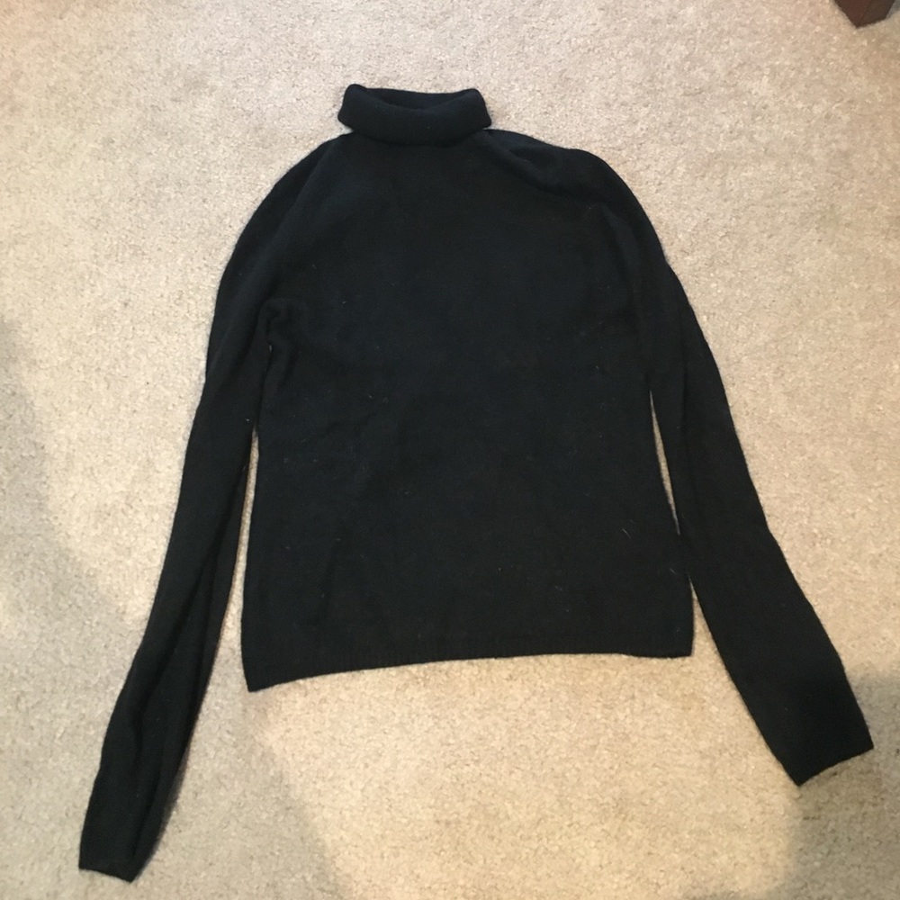 100% cashmere black turtleneck sweater