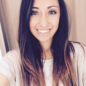 Meet your Posher, Anissa