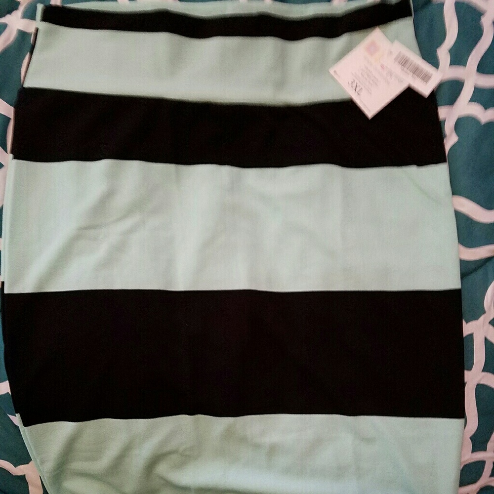 Lularoe 3xl Cassie Skirt