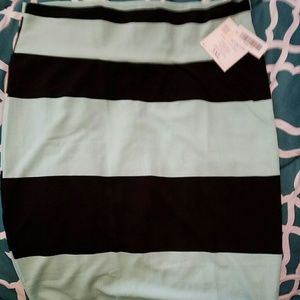 Lularoe 3xl Cassie Skirt