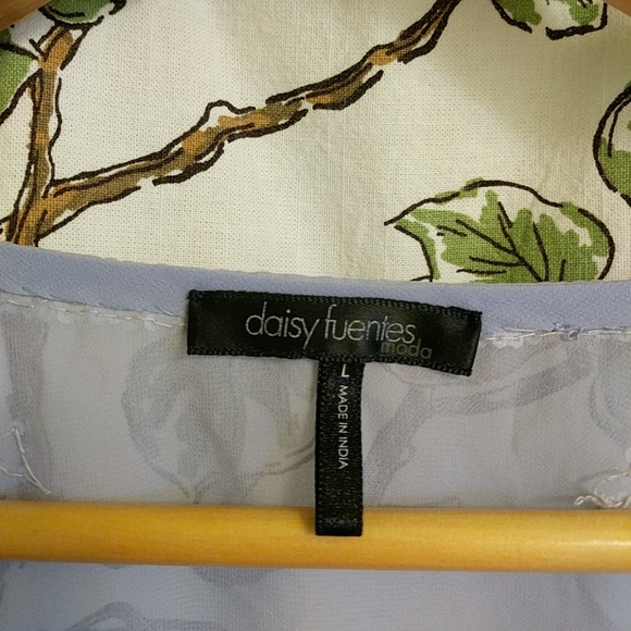 Gorgeous boho sheer top - Picture 4 of 4