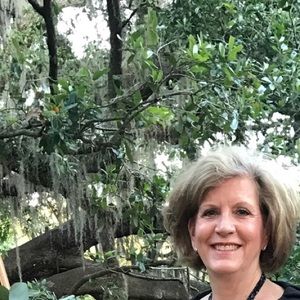 Meet your Posher, Debbie