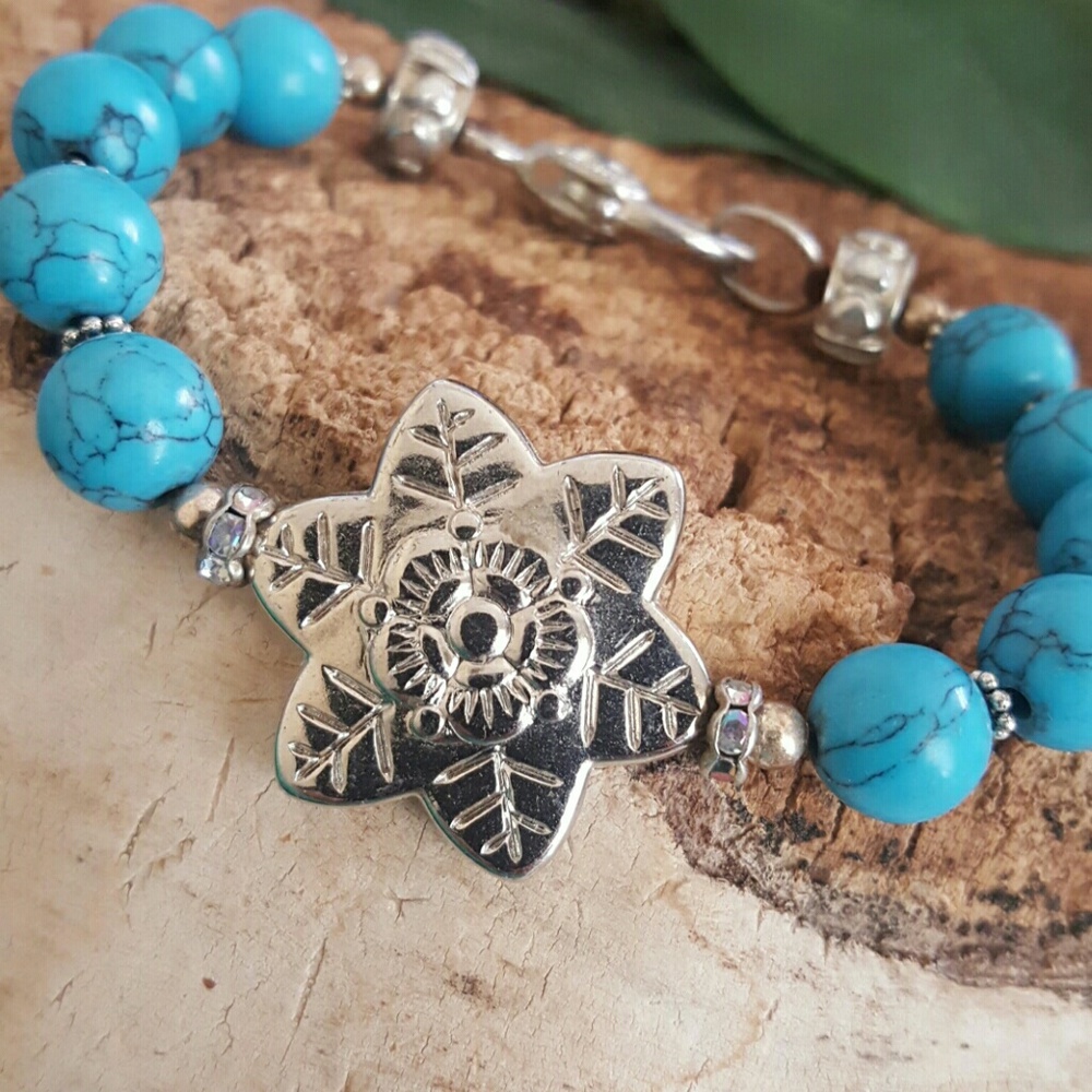 Turquoise silver flower heart clasp bracelet nwt