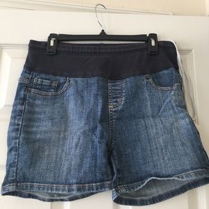 Maternity denim shorts💥 SALE 💥