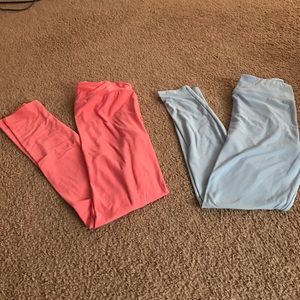 2 pair of lularoe leggings one size