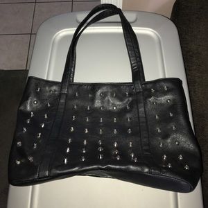🔴$8 DEAL--BLACK STUDDED STEPHANIE NICOLE TOTE!🖤