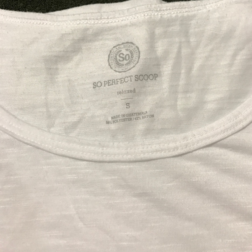 Plain white T-shirt - Picture 3 of 3